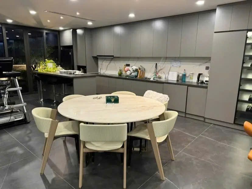Cần bán Nhà mặt tiền Phường Bình Trưng Tây, Quận 2, Diện tích 240m², Giá 250 Tỷ