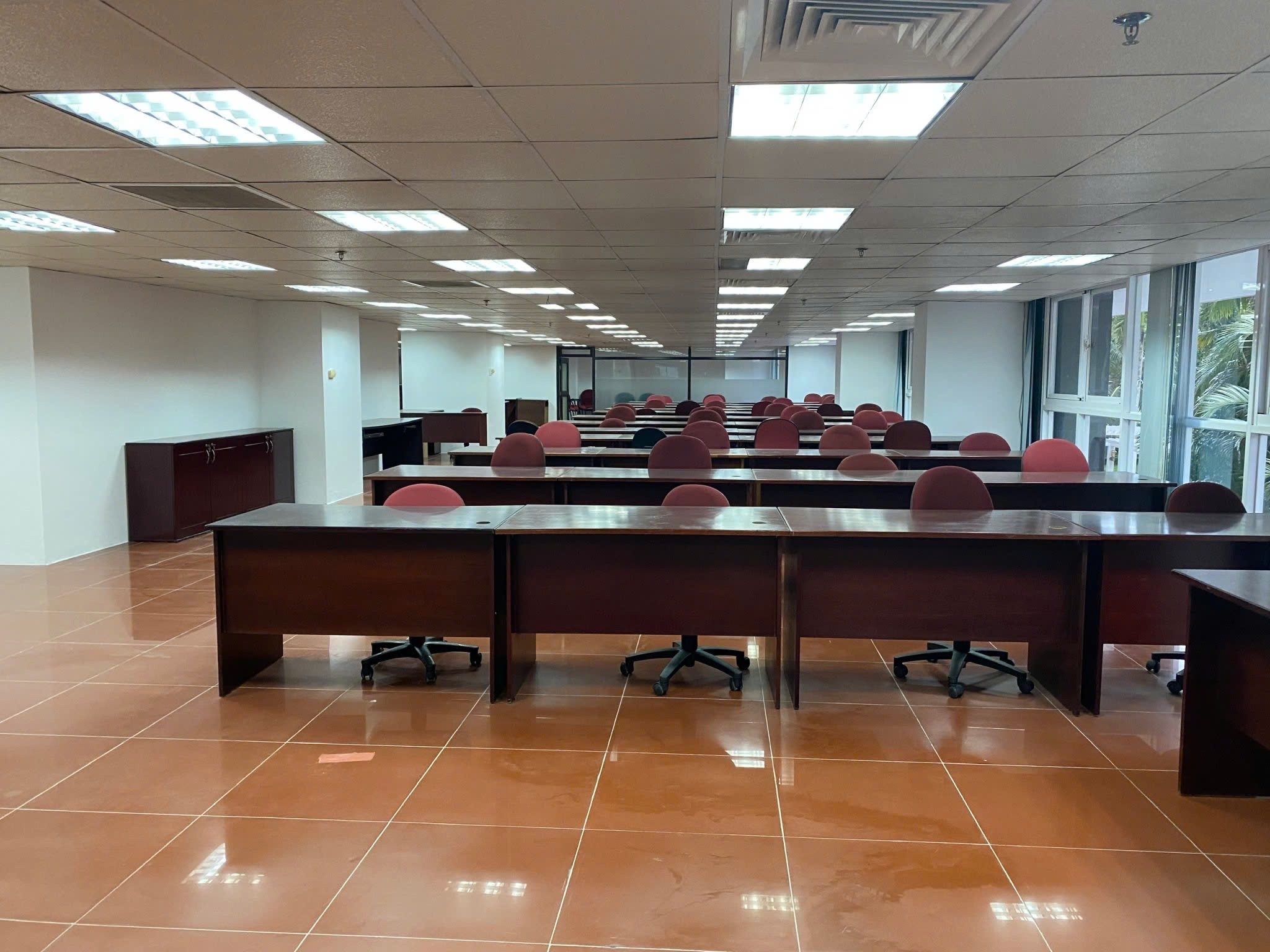 Cho thuê Văn phòng Phường Hiệp Bình Chánh, Thủ Đức, Diện tích 1800m², Giá 320 Triệu/tháng 4