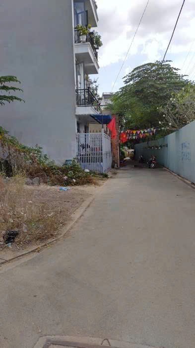 BÁN GẤP TRƯỚC TẾT - NHÀ 3 TẦNG - NGUYỄN VĂN LỊCH - LINH TÂY 4