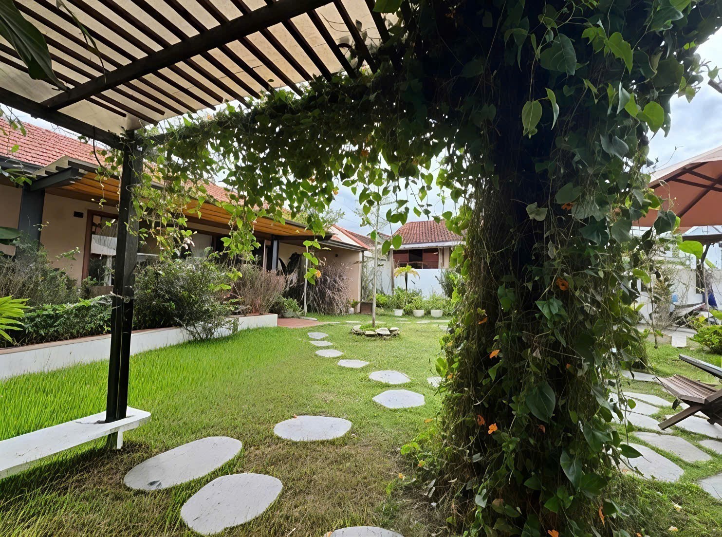 Bán Villa sân vườn 250m2 Yết Kiêu Phường 6 Đà Lạt giá 13 tỷ 2