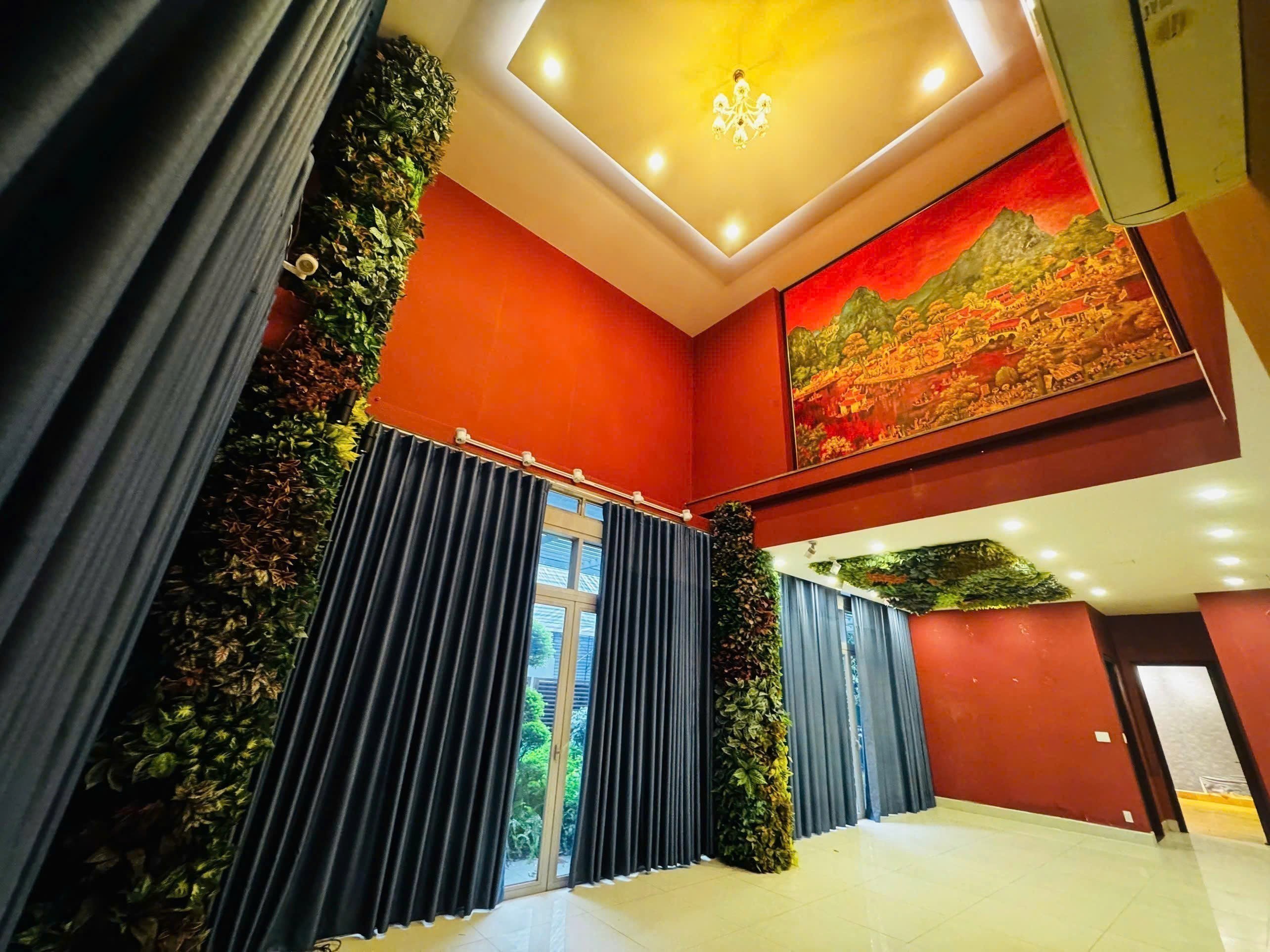 Cho thuê Biệt thự Quận 9, Hồ Chí Minh, Diện tích 494m², Giá Thương lượng 23