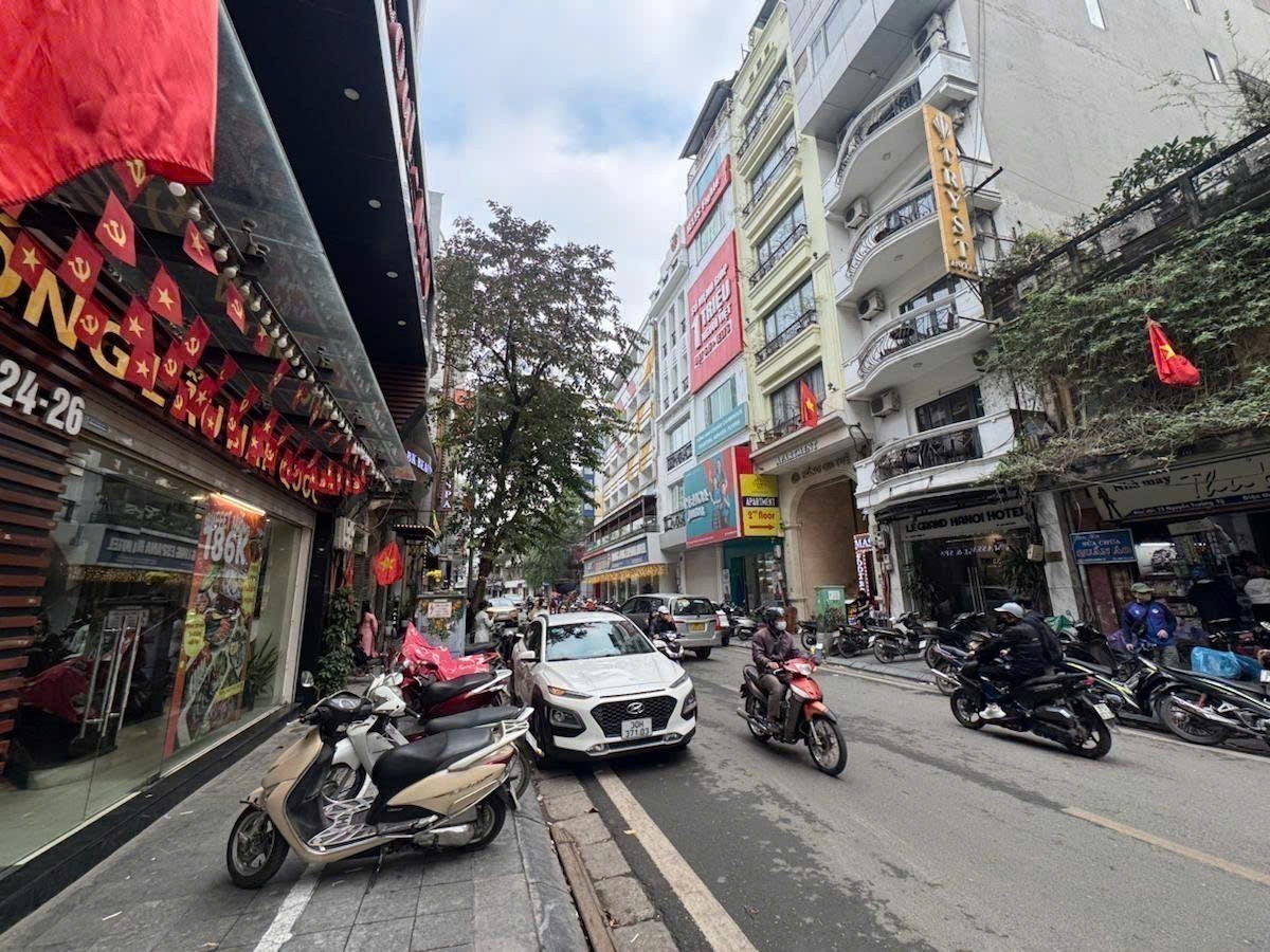 Nguyễn Trường Tộ Cách Phố 5M Lô Góc Thoáng MT 5M 4 Tầng 13.9 Tỷ 4