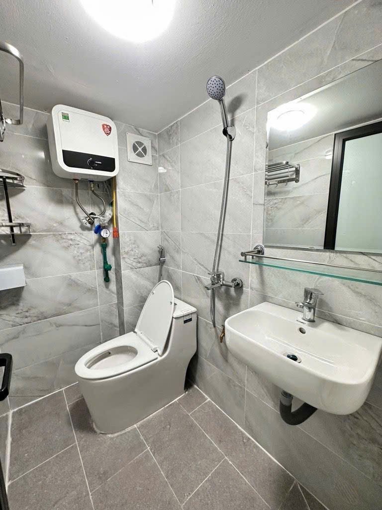 BÁN NHÀ LÔ GÓC - 8 TẦNG THANG MÁY- VŨ TRỌNG PHỤNG - 20 PHÒNG FULL ĐỒ- GIÁ ĐẦU TƯ 4