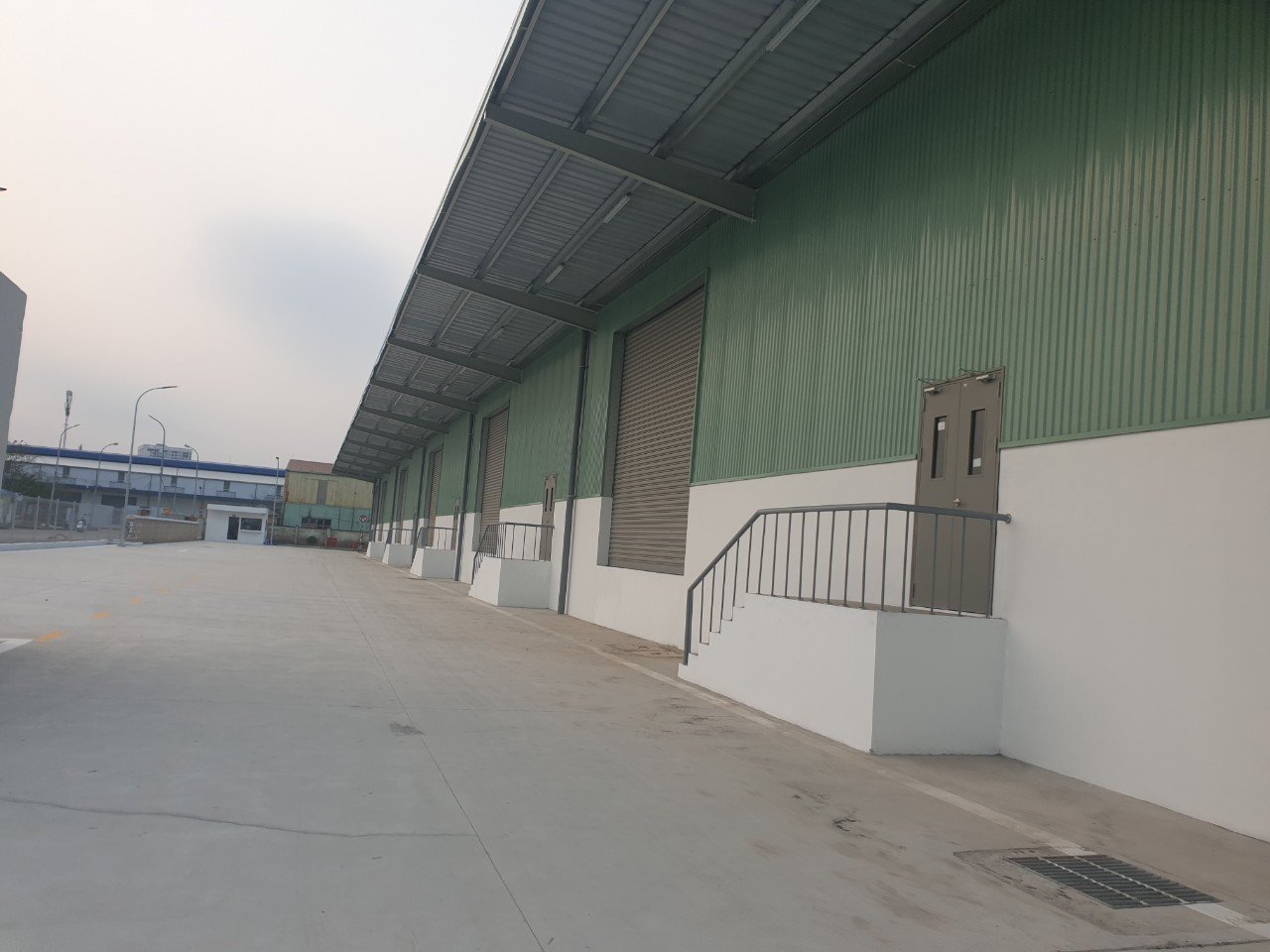 Cho thuê Kho - Nhà xưởng đường Nguyễn Văn Linh, Phường Phúc Đồng, Diện tích 3000m², Giá Thương lượng 6