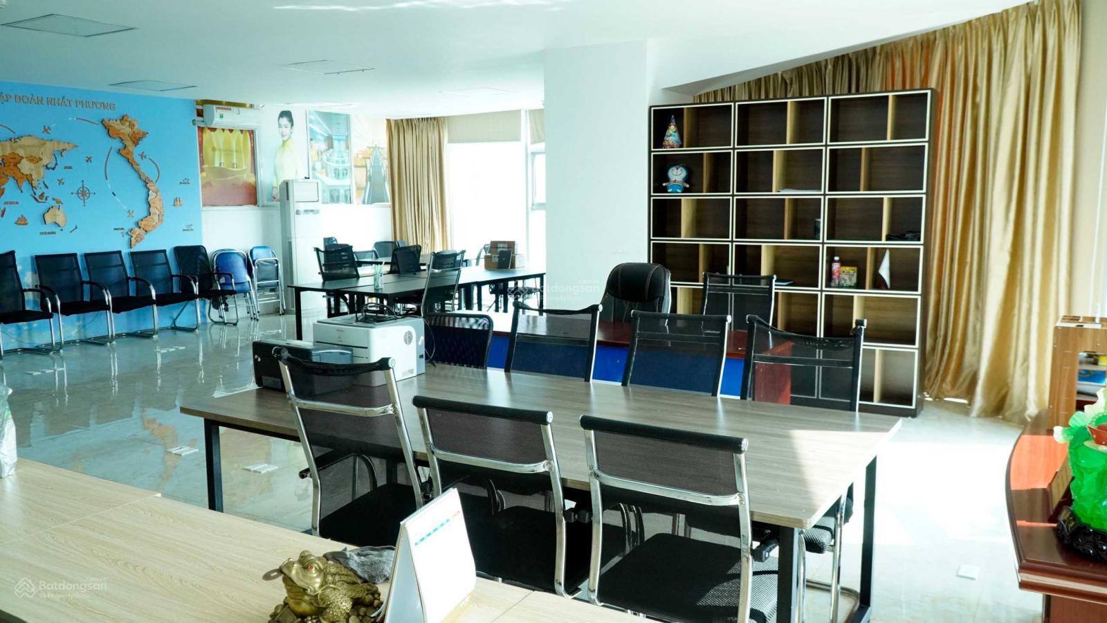 Cho thuê Văn phòng Hồ Gươm Plaza, 110 m2 , Full nội thất tiện sẵn dùng 1