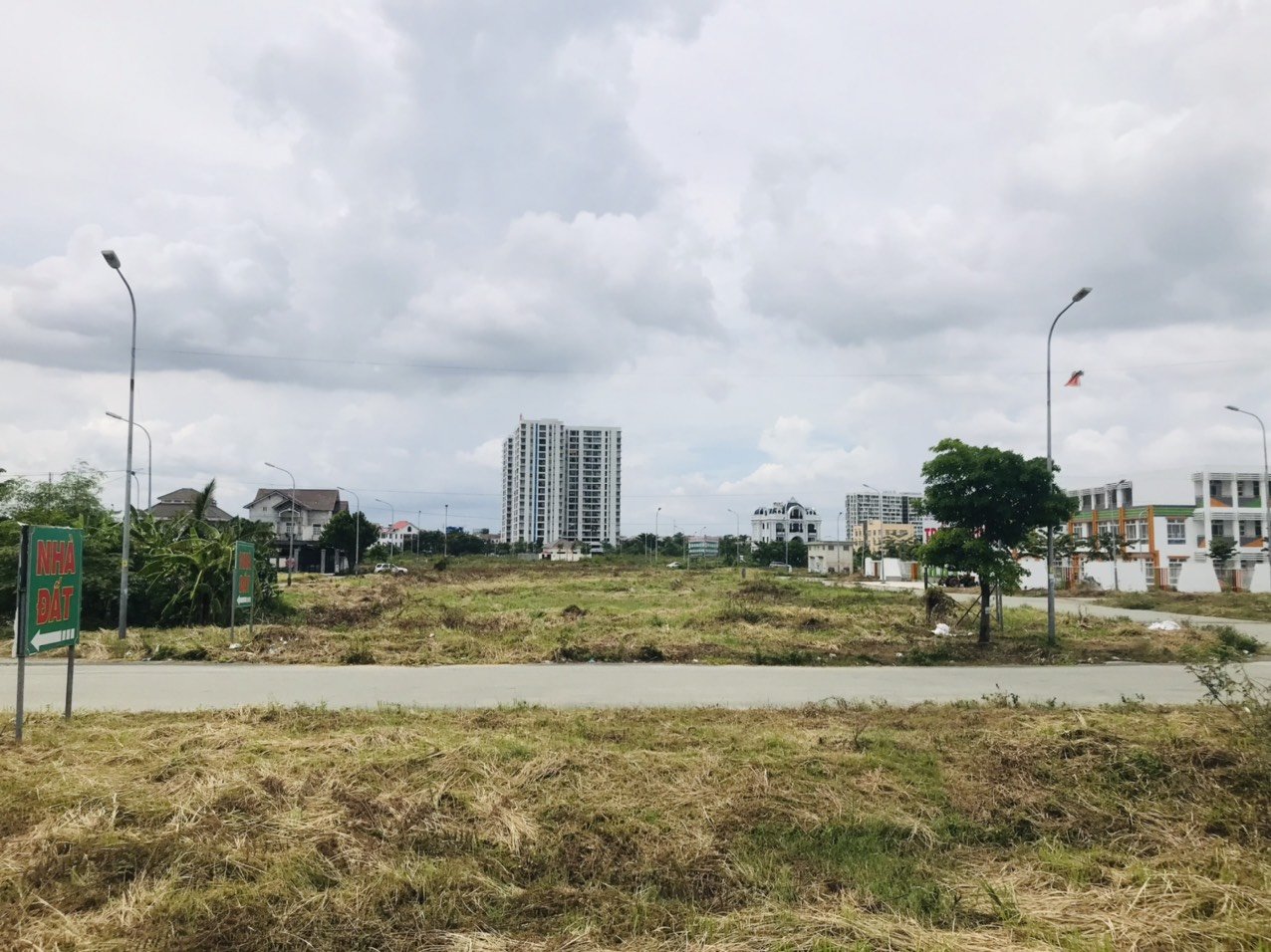 Chuyên đất nền dự án khu biệt thự Phú Nhuận-Phước Long B Quận 9 cam kết giá thấp nhất 3