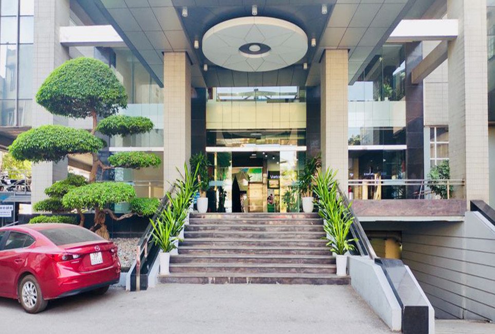 Tòa nhà Khâm Thiên quận Đống Đa chào thuê sàn văn phòng đầy đủ nội thất và tiện nghi 1