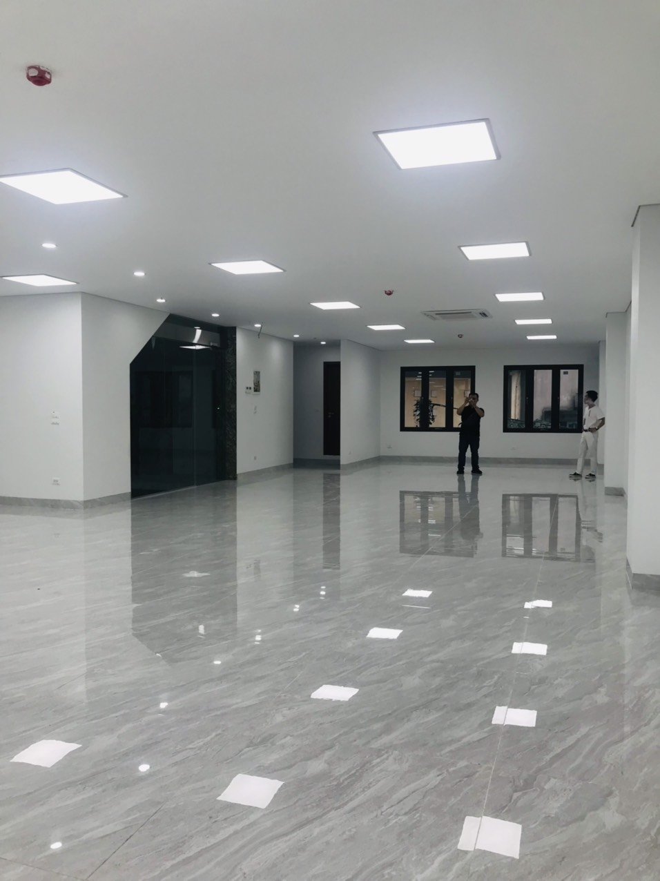 Cho thuê Văn phòng tại Vũ Trọng Khánh, Mỗ Lao,  sàn thông đẹp - Mới 100%, trang thiết bị hiện đại 1