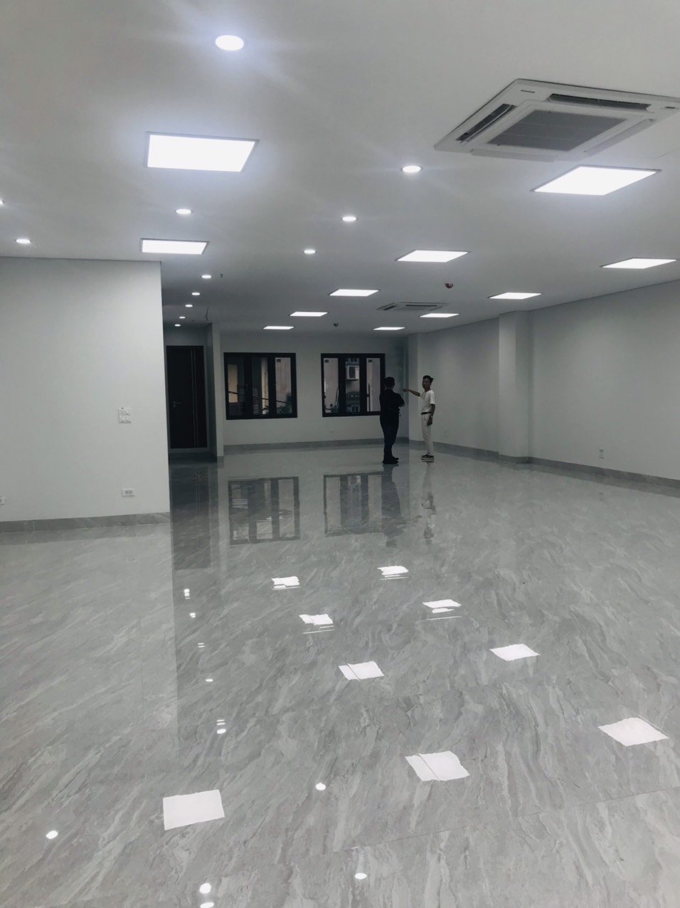 Cho thuê Văn phòng tại Vũ Trọng Khánh, Mỗ Lao,  sàn thông đẹp - Mới 100%, trang thiết bị hiện đại 3