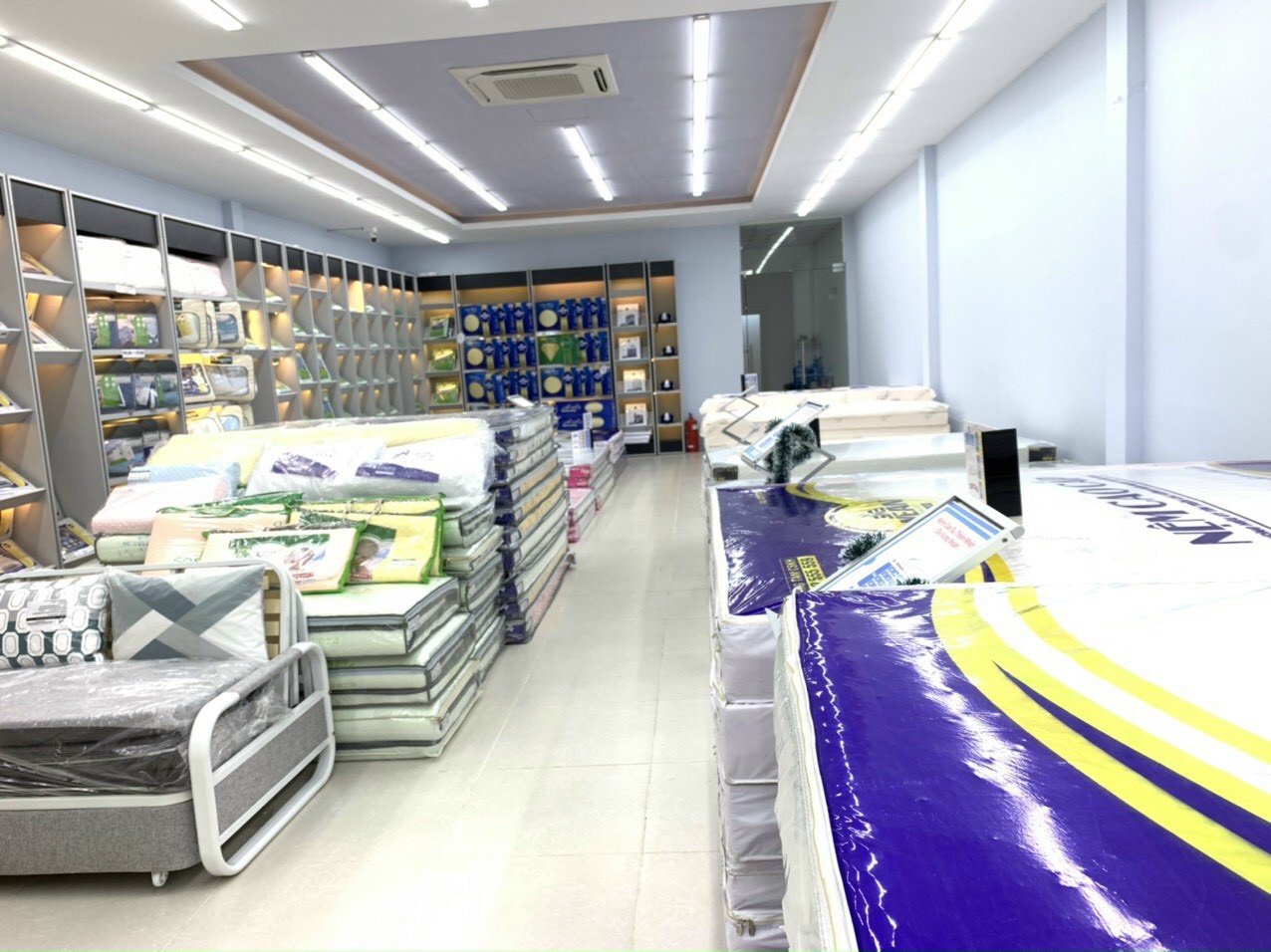 BDS HÙNG VĨ LAND [NC] Sang nhượng lại MB showroom nguyễn văn tăng, Q9 08/02/2023 8