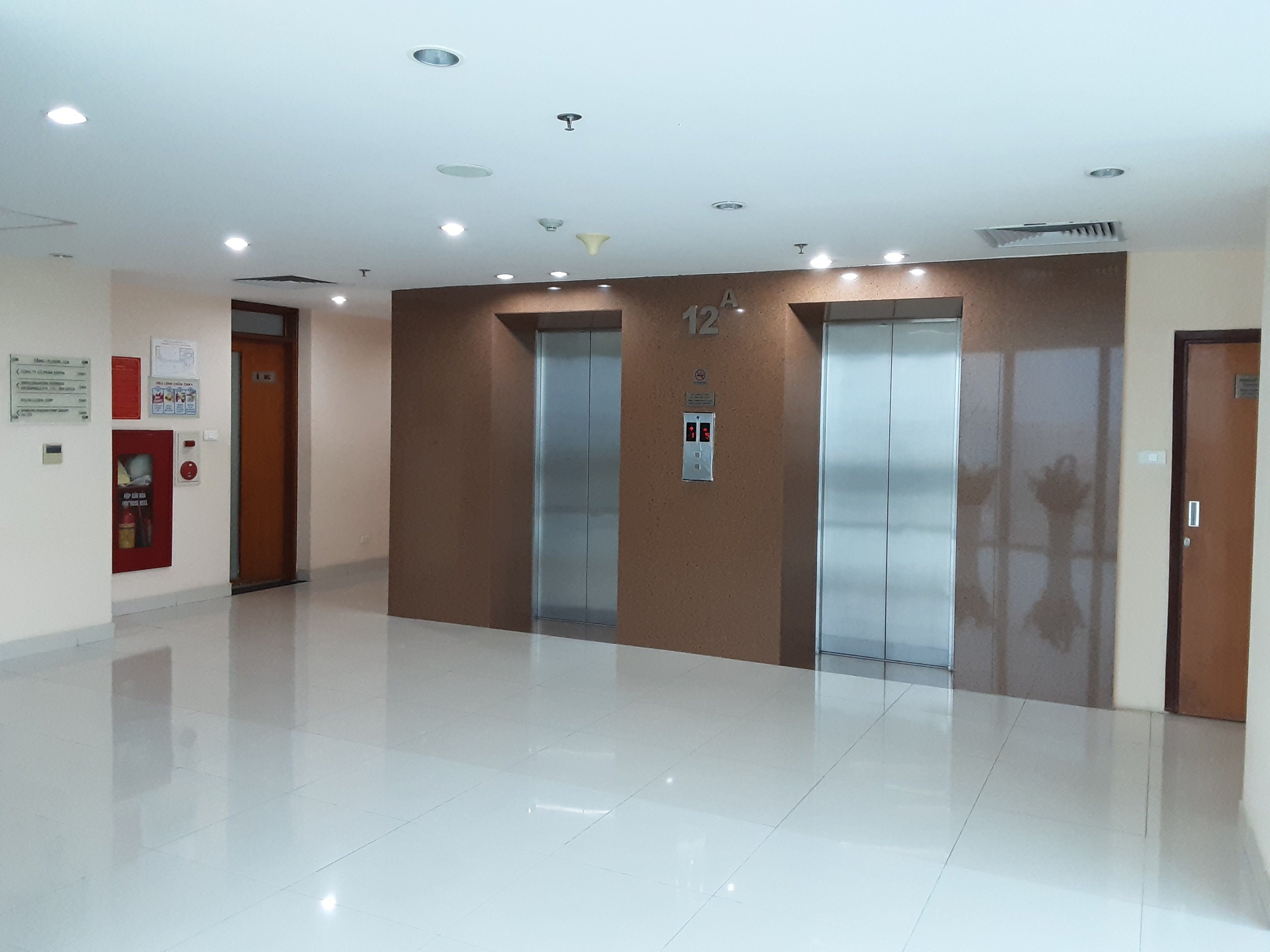 Văn phòng cho thuê tại Ngã Tư Sở, quận Đống Đa - Oriental Tower – phố Tây Sơn 6
