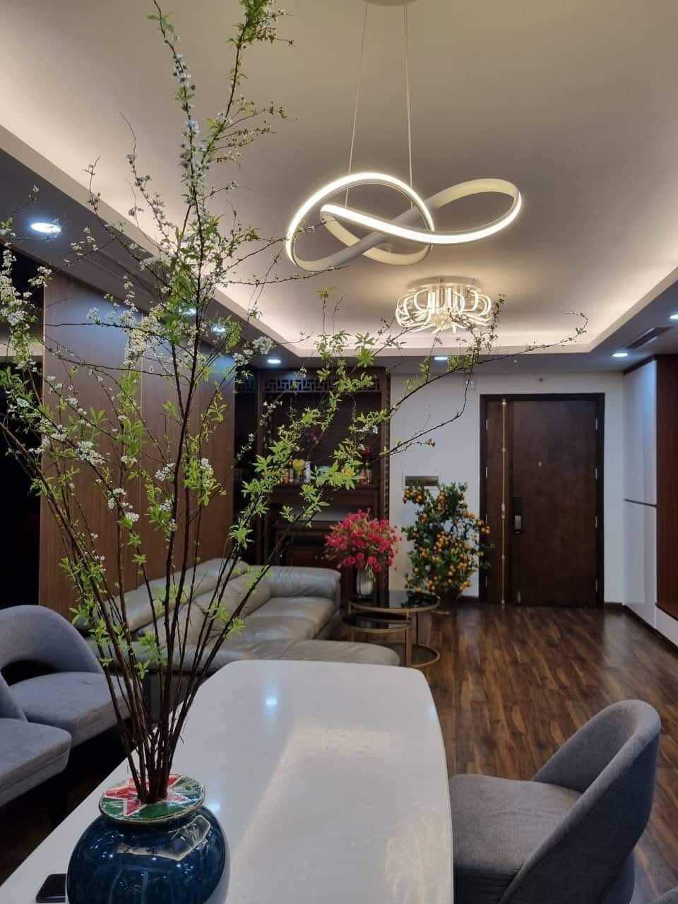 Bán nhanh trong tuần căn Imperia Garden 98m, ban công ĐN, giá siêu rẻ. 3