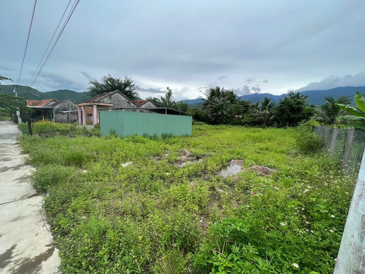Bán lô đất gần UBND xã Ninh Lộc, trường tiểu học - Khu dân cư - Đường Qh 7m 2