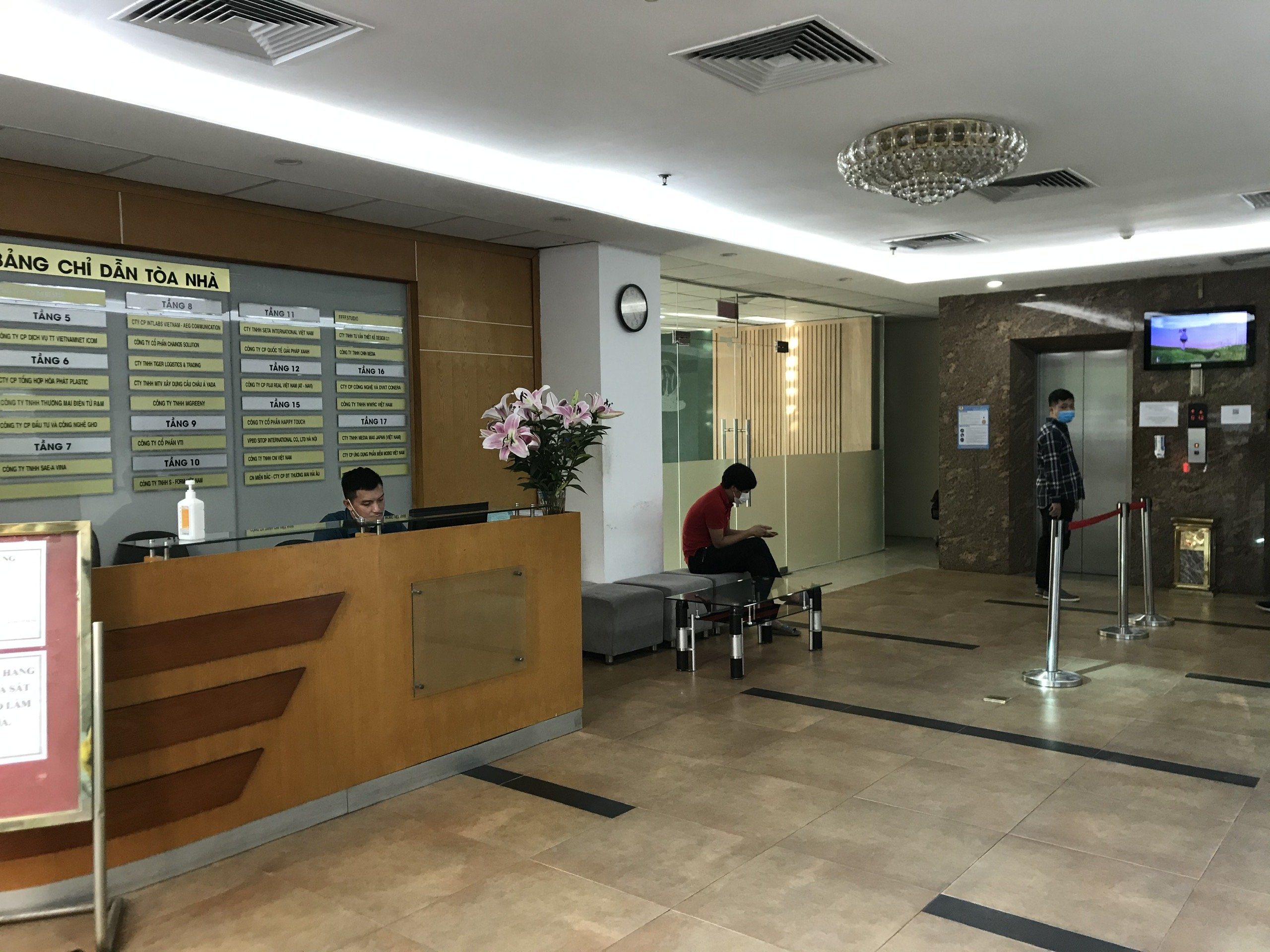 Cho thuê văn phòng tòa nhà Hoàng Linh 100-150m2 khu vực Duy Tân, Cầu Giấy, Hà Nội 5