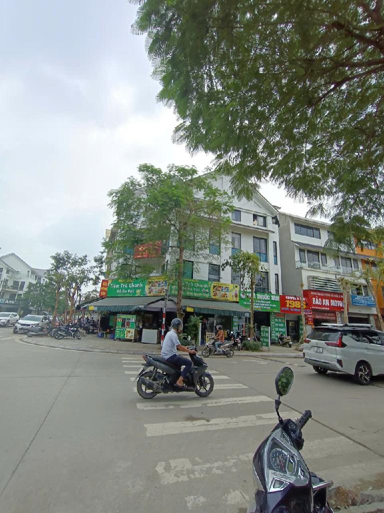 VP 43M2, 22M2 GIÁ THUÊ RẺ, FREE DỊCH VỤ+LÀM NGOÀI GIỜ. LH 0929236669