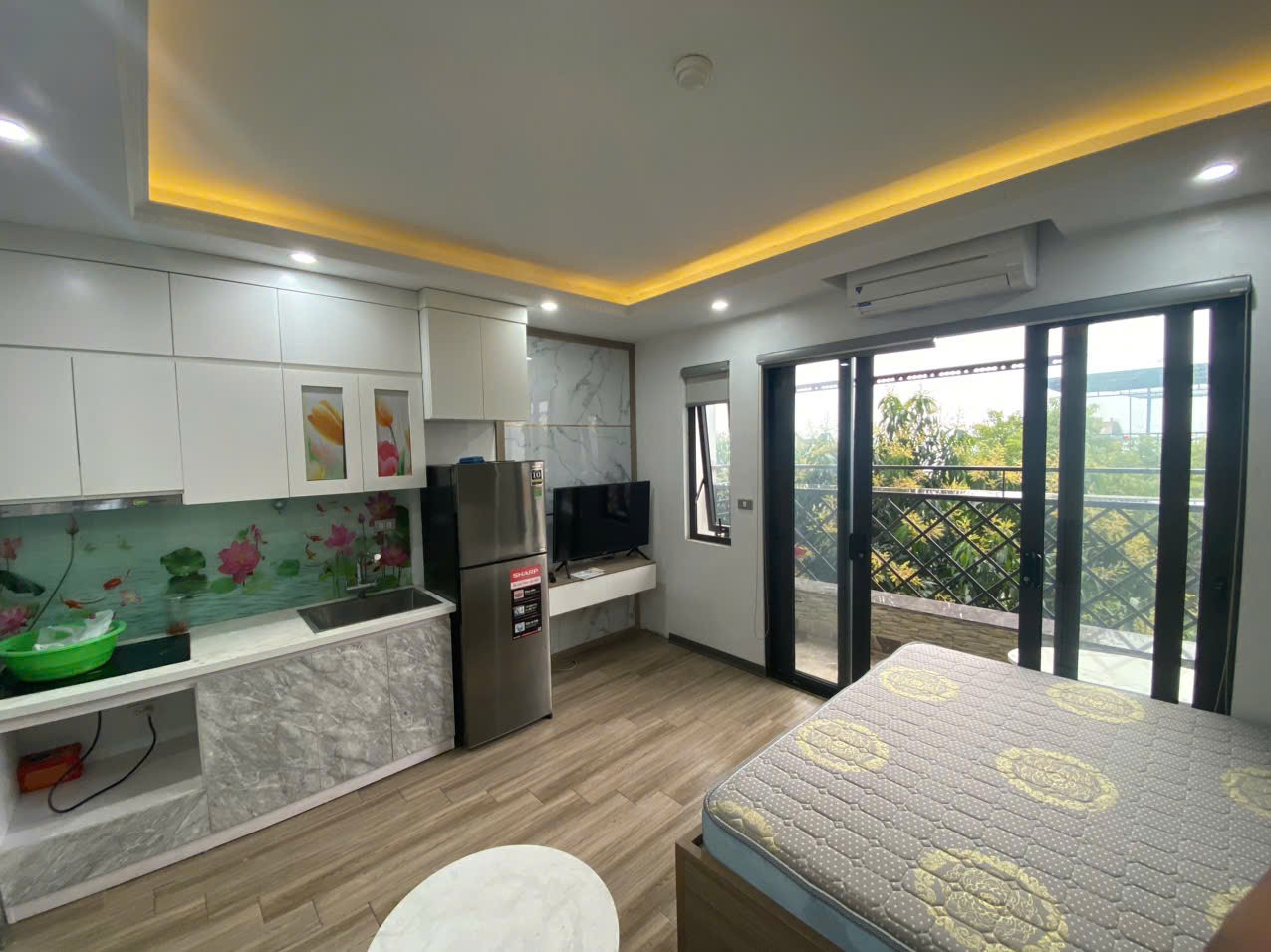 Cho thuê căn hộ dịch vụ Apartment tại Trích Sài, Tây Hồ, View hồ Tây, Full nội thất. Chỉ 7tr 2