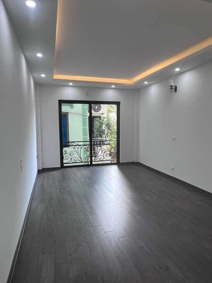 Bán nhà riêng cạnh Vinhomes Đan Phượng. Nhà 31m2 ngõ thông, Ôtô dừng đỗ cửa. Lh 0986732688 3