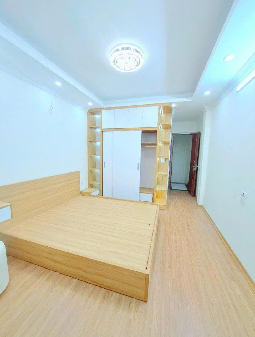 Bán nhà 5 tầng 32m², 5.1 tỷ, Nguyễn Khoái - Hoàng Mai, Sổ đỏ chính chủ 3