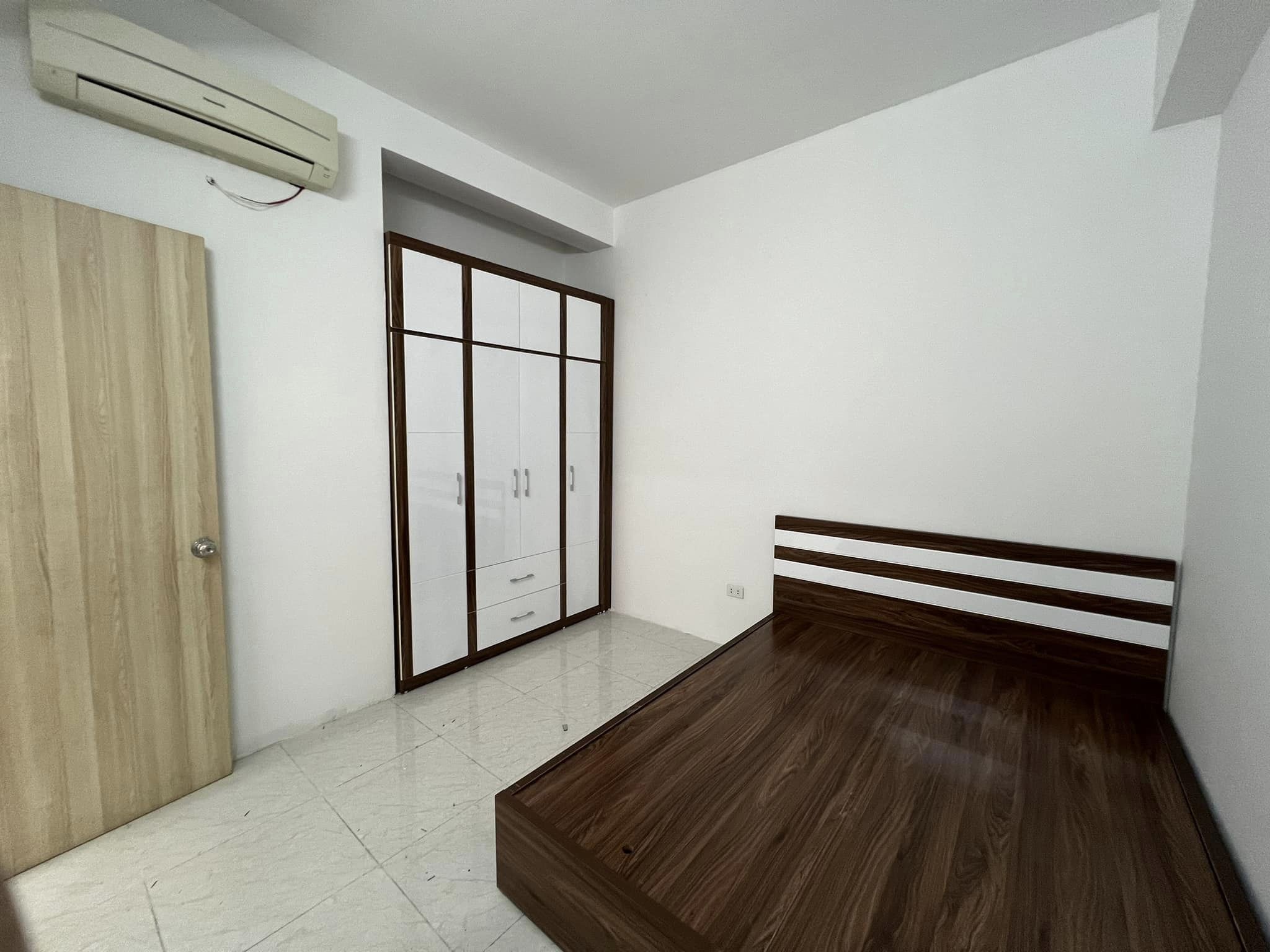 Chính chủ gửi căn hộ 68m², full nội thất, view đẹp tại tòa HH03E KĐT Thanh Hà Cienco 5 4