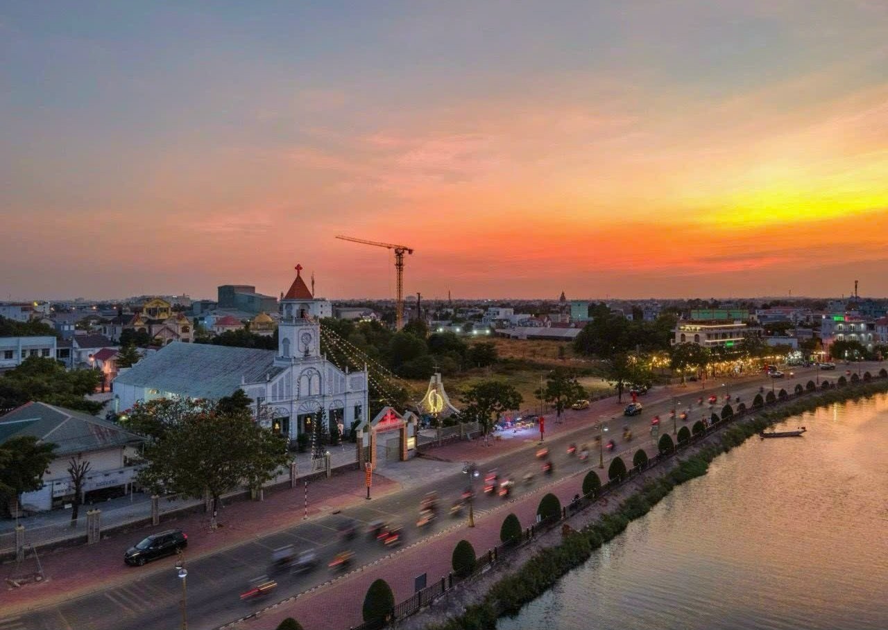 Nhanh tay sở hửu ngay căn hộ cao cấp 3 mặt hướng thủy A&T sky garden. 1