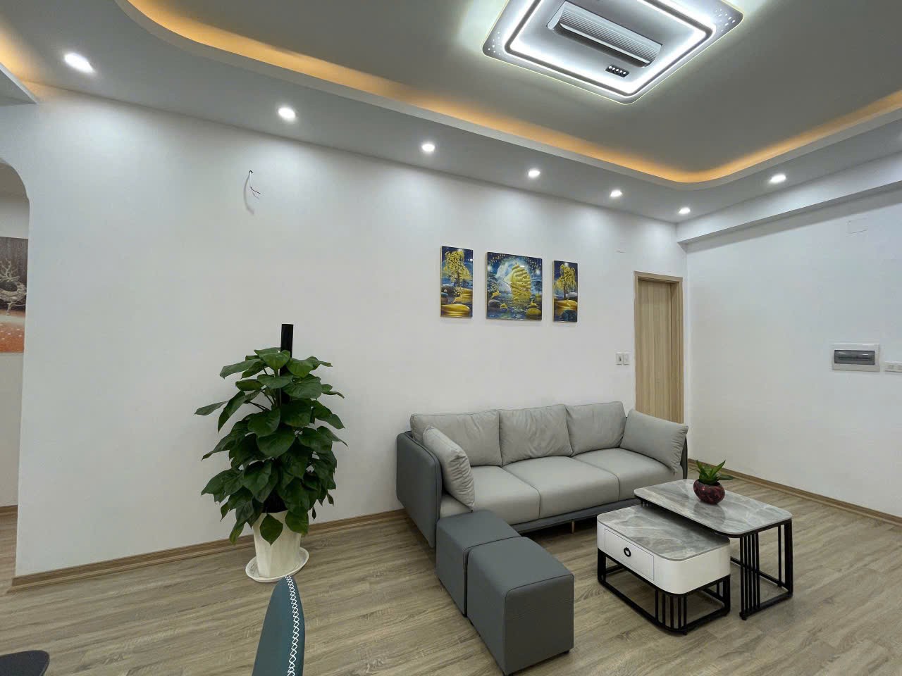 Chính chủ gửi bán căn hộ 72m² đầy đủ nội thất, ban công hướng Nam tại KĐT Thanh Hà Cienco 5. 3