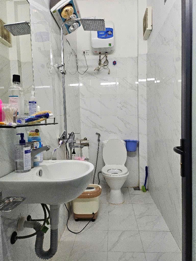 Cần bán Nhà mặt tiền đường Minh Khai, Phường Vĩnh Tuy, Diện tích 37m², Giá 7.6 Tỷ 4