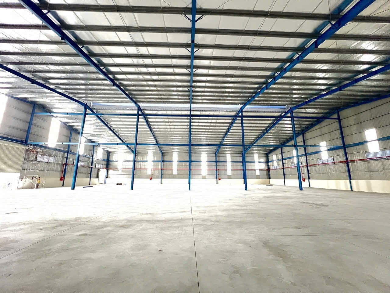 Cho thuê Kho - Nhà xưởng Phường Phú Hữu, Quận 9, Diện tích 2800m², Giá 170 Triệu/tháng 2