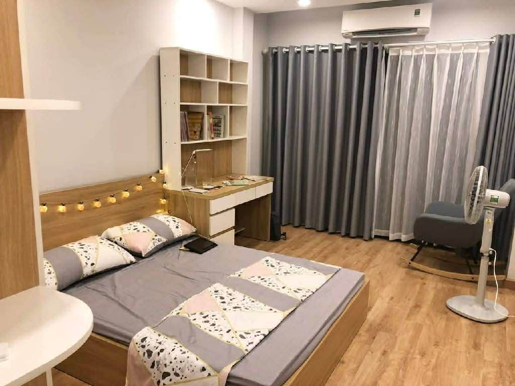 bán nhà Hồng Tiến, 54m x 5 tầng, ngõ thông, full nội thất, ôtô vào nhà 4