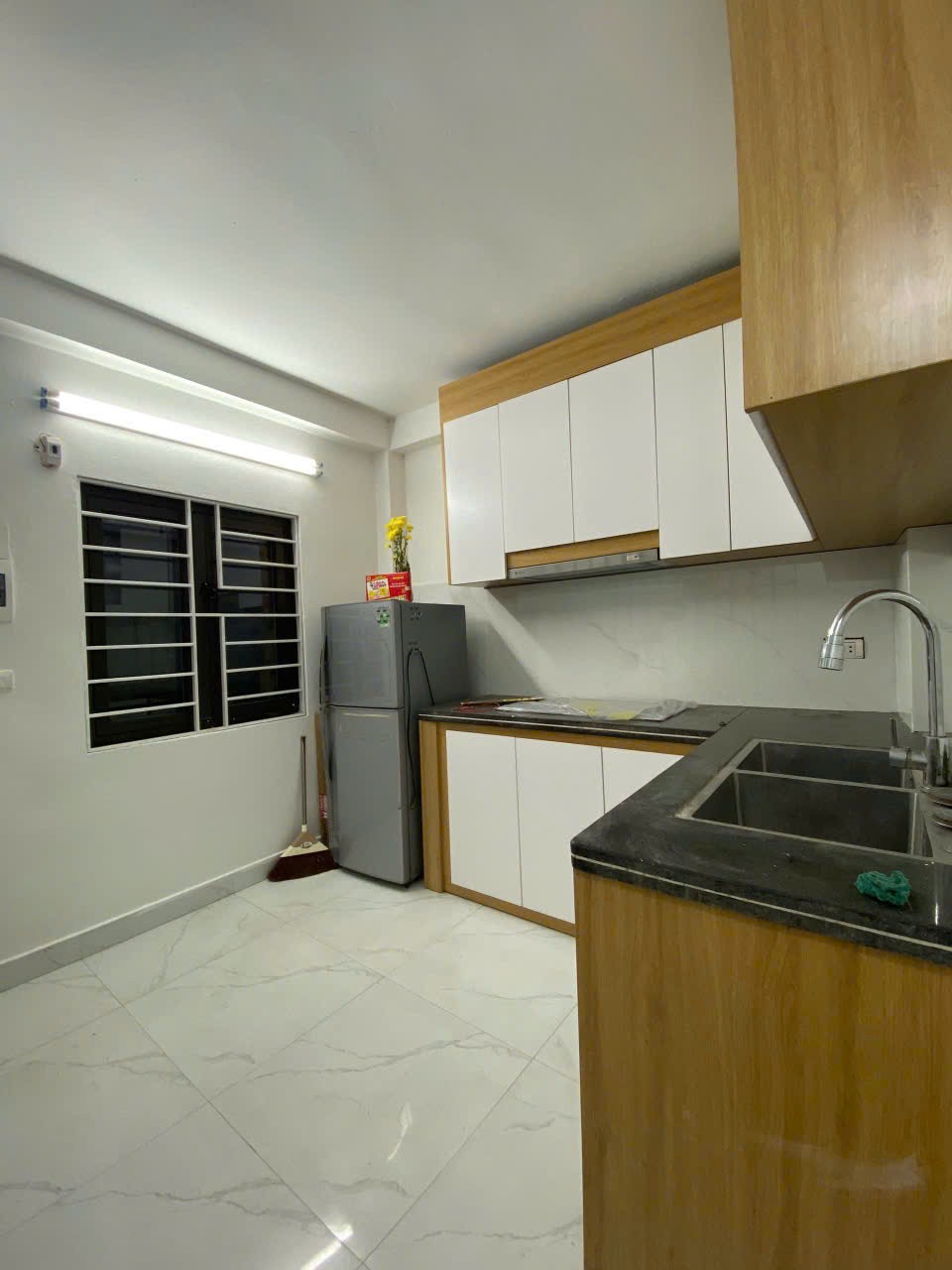 CHỈ DÀNH CHO NGƯỜI THÔNG THÁI: lô góc 2 thoáng Khâm Thiên, sổ riêng, chỉ 1.9 tỷ. 2