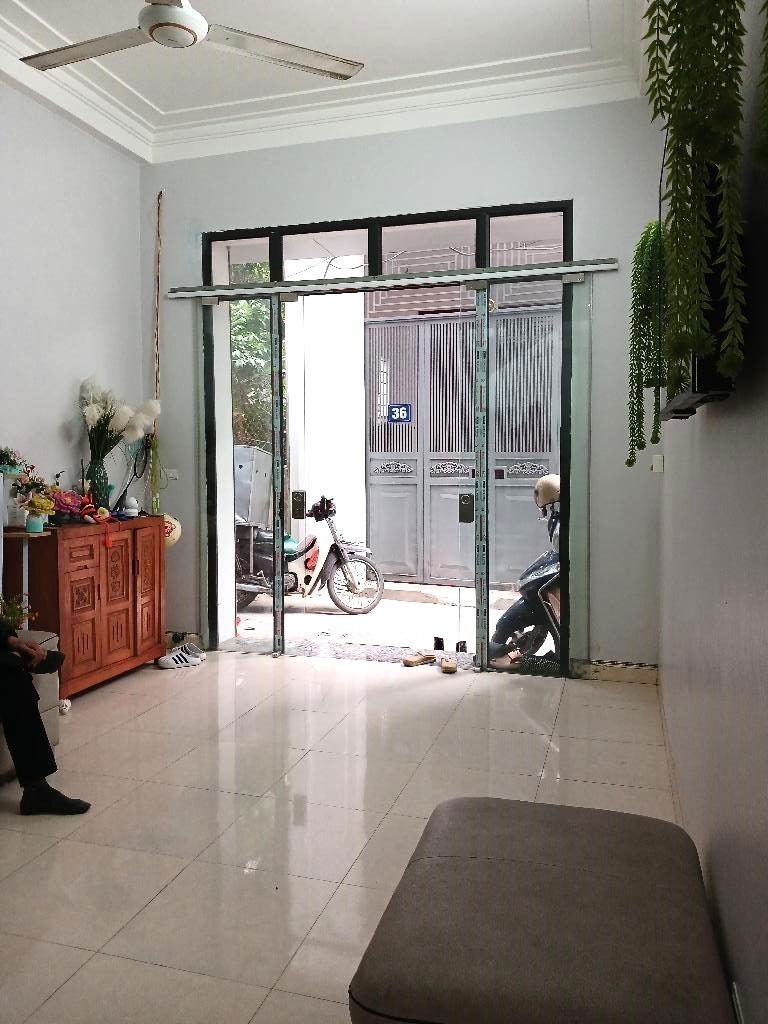 BÁN NHÀ ĐÔNG NGẠC 41M² NGÕ NÔNG – NHÀ ĐÔNG NGẠC BẮC TỪ LIÊM – GIÁ HƠN 6 TỶ