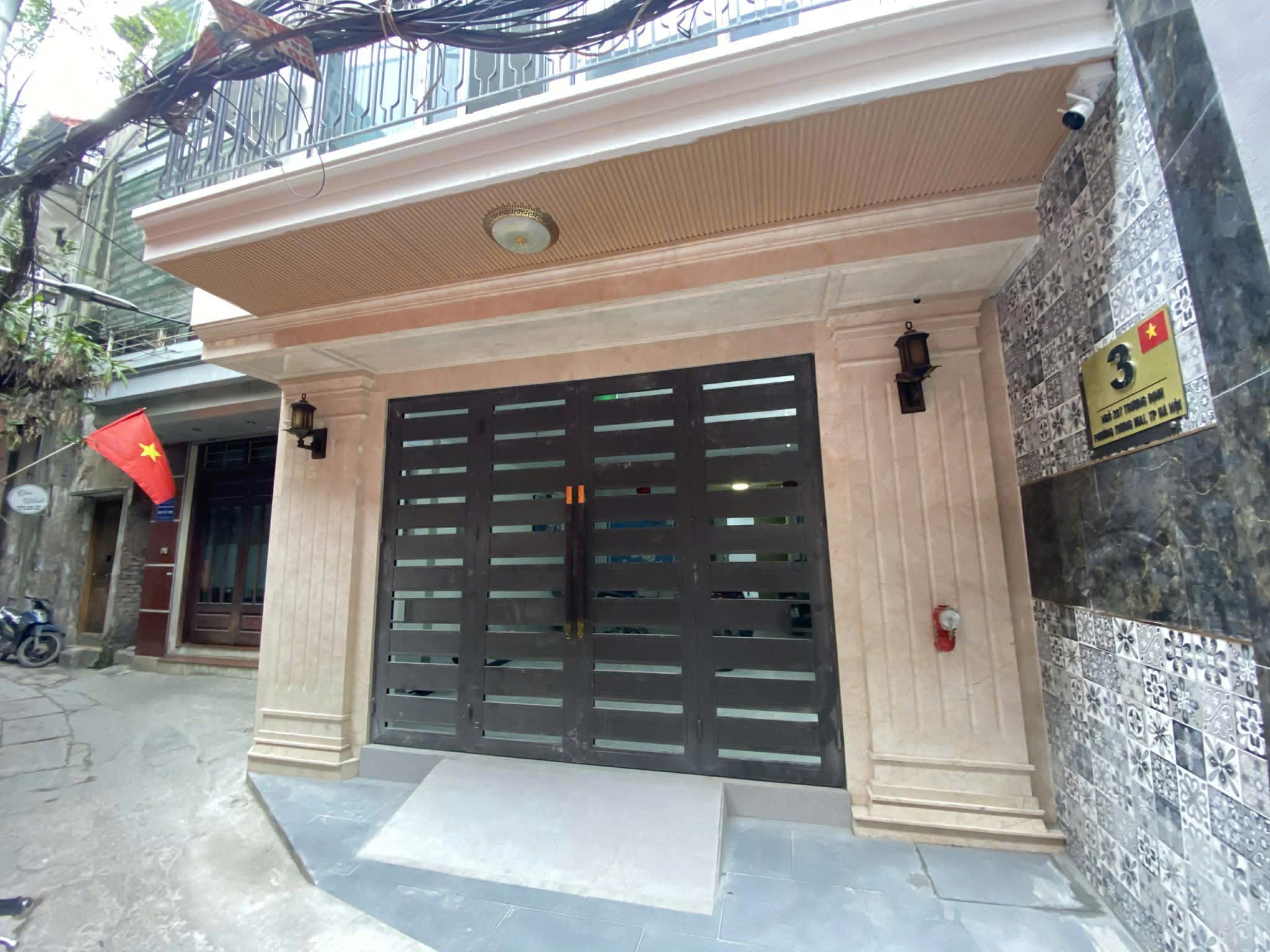 Bán nhà tòa chung cư mini Trương Định 16 phòng ngủ , dòng tiền 90 triệu/ tháng