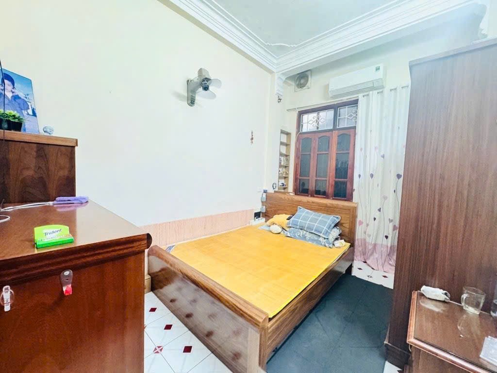 2.6 TỶ SỞ HỮU nhà 4 tầng Đống Đa trung tâm, pháp lý chuẩn, sẵn sàng. 2