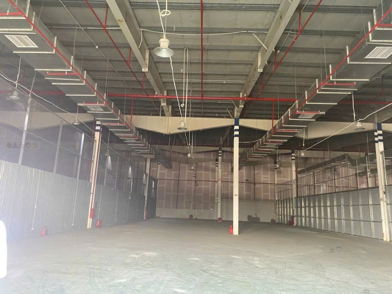 CHO THUÊ 6.912m2 KHO TIÊU CHUẨN CAO TẠI KCN LONG BIÊN. HÀ NỘI 3