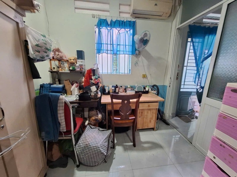 Bán nhà hẻm đường số 8, Trường Thọ, Thủ Đức, TP HCM. DT 100m2, cấp 4, giá 5.15 tỷ. 2