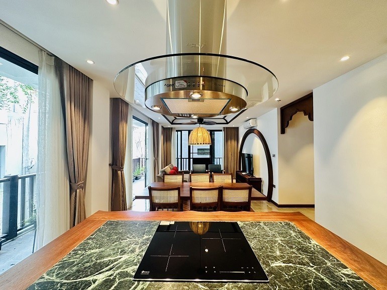 Cho thuê Căn hộ chung cư đường Tô Ngọc Vân, Phường Quảng An, Diện tích 150m², Giá 41.6 Triệu/tháng 5