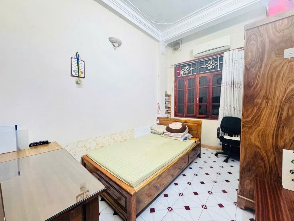 AN CƯ LÝ TƯỞNG! Nhà 4 tầng lõi Đống Đa, đủ công năng, xách vali về ở. 3