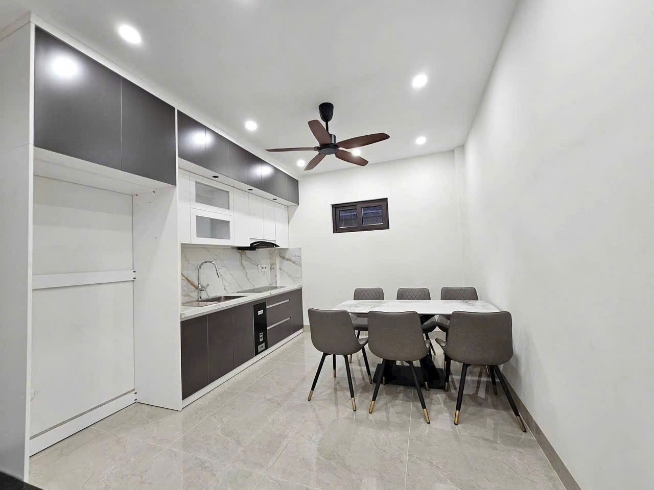 Cần Nhà ở, nhà cấp 4, nhà hẻm Phường Sài Đồng, Long Biên, Diện tích 51m², Giá 8.3 Tỷ 4