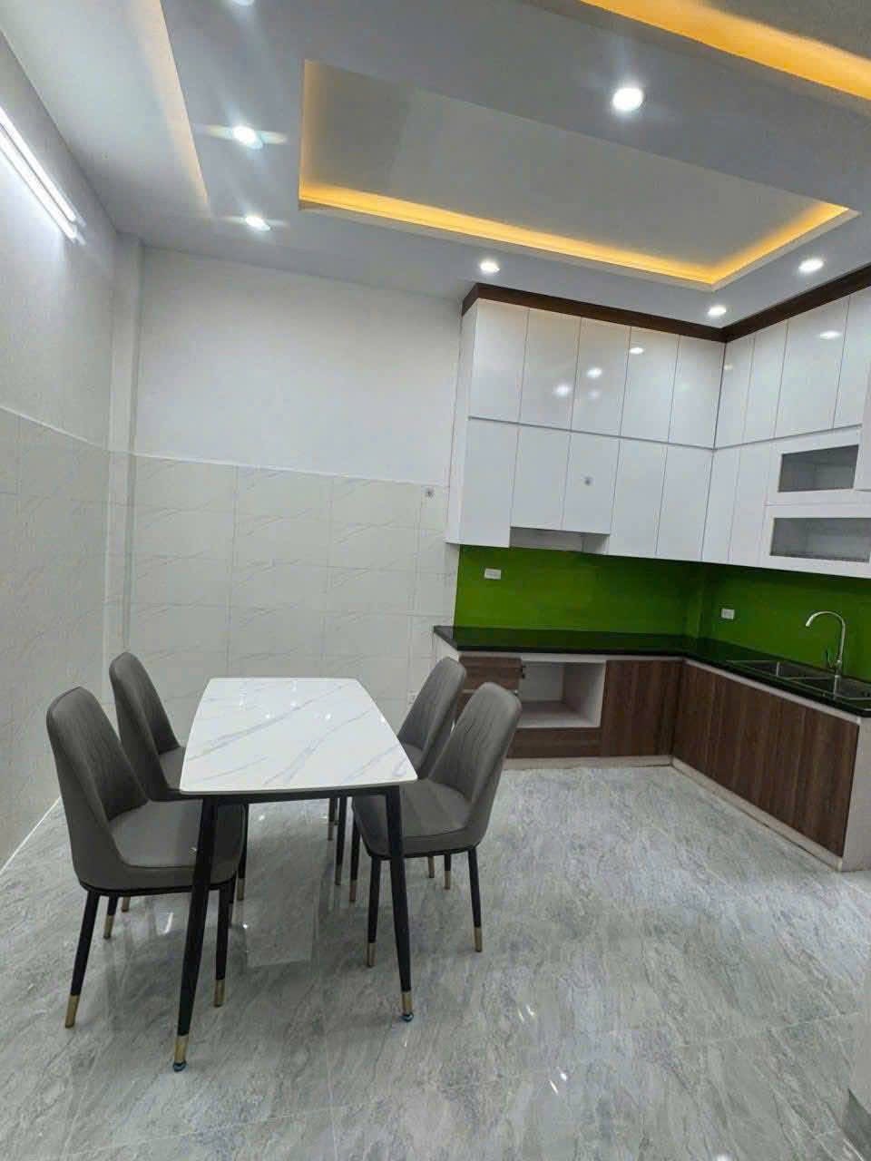 BÁN NHÀ LIÊN MẠC 5 TẦNG 35M² – NHÀ LIÊN MẠC BẮC TỪ LIÊM – Ô TÔ,10M Ô TÔ TRÁNH HƠN 6 Tỷ 2