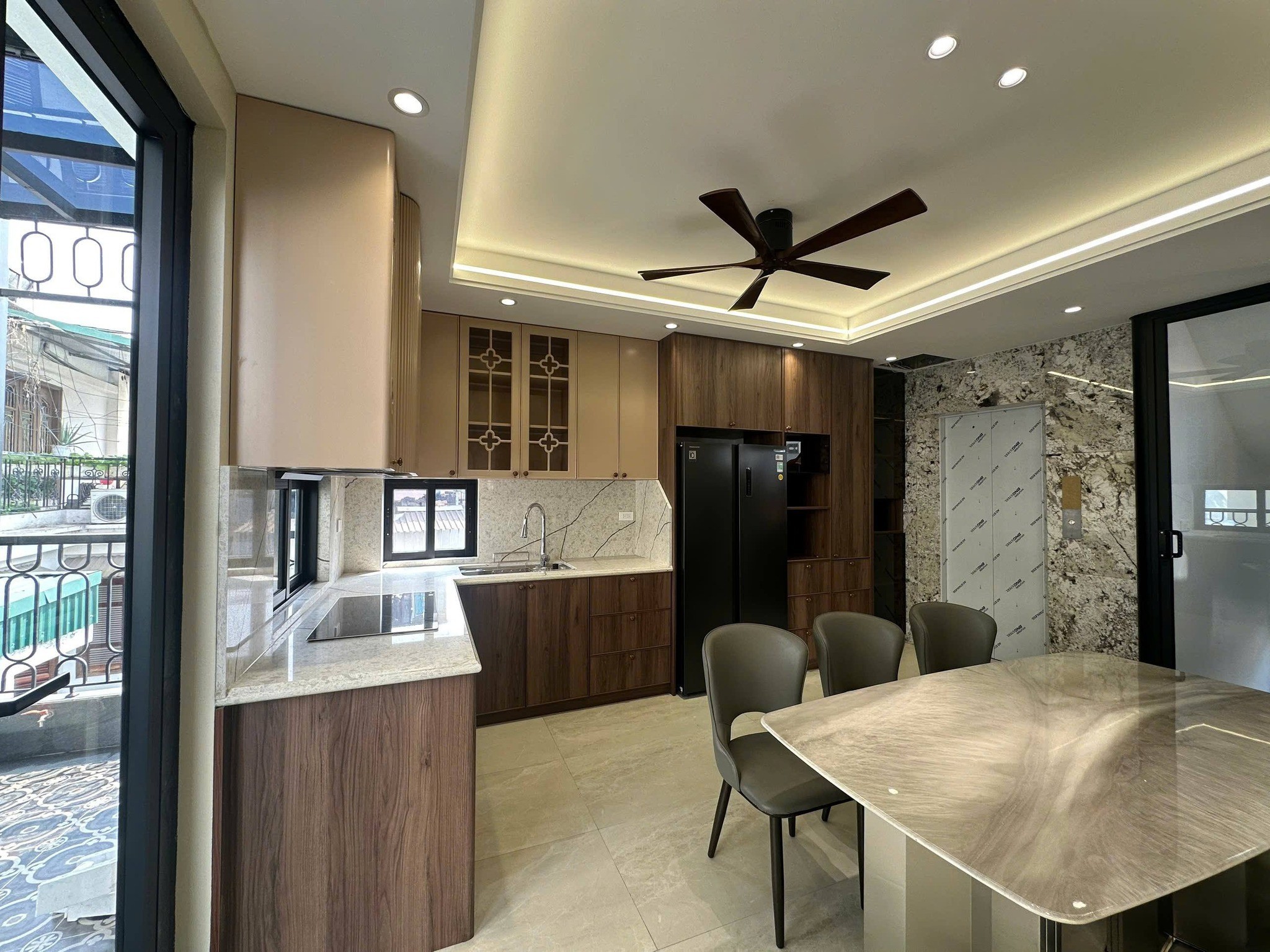 Nhà Đẹp Lò Đúc- Cục Thuế Mặt Tiền 8M 6 Tầng Thang Máy 3 Thoáng 18 Tỷ 5