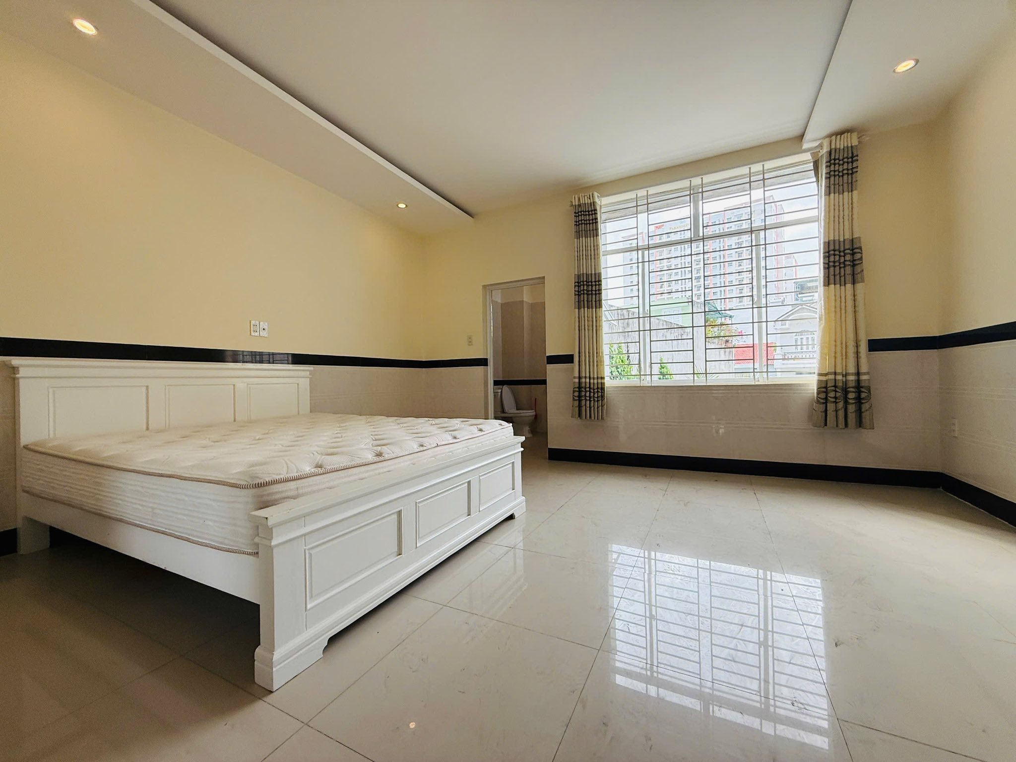 NHÀ 4 TẦNG MẶT TIỀN ĐIỆN BIÊN PHỦ, ĐỐI DIỆN TRƯỜNG CAO ĐẲNG DU LỊCH, GIÁ 13,3 TỶ 7