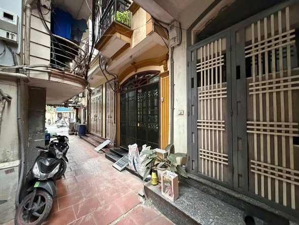 Mặt Tiền 9M Hàng Bún Sát Phan Đình Phùng-Cách 5M Ra Phố - 25,5 Tỷ