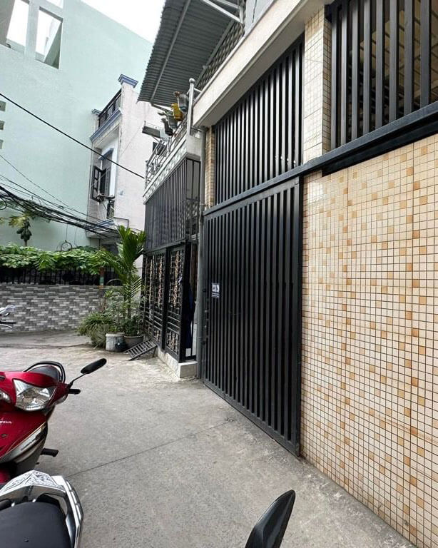 Bán nhà Q7: 81m2, ngang 6m, 4 tầng, 10pn, sổ hồng, nguyễn văn quỳ, giá 10.5 tỷ, liên hệ 0907951568. 3