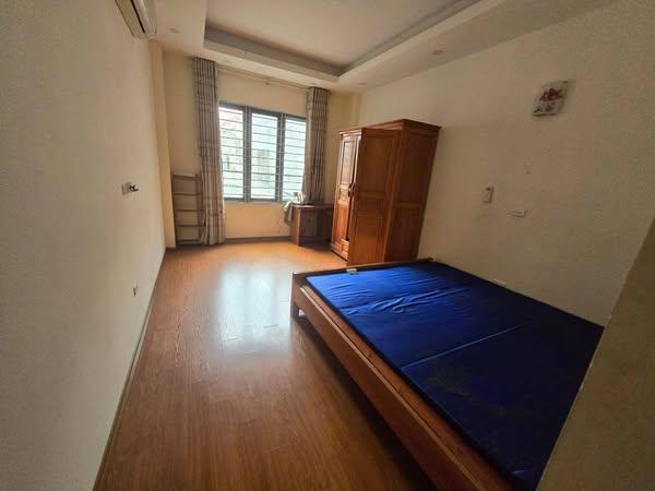 Cho thuê nhà ngõ 342 Hồ Tùng Mậu, Nam Từ Liêm 30m x 4T giá 11 triệu, 50M ra phố 2