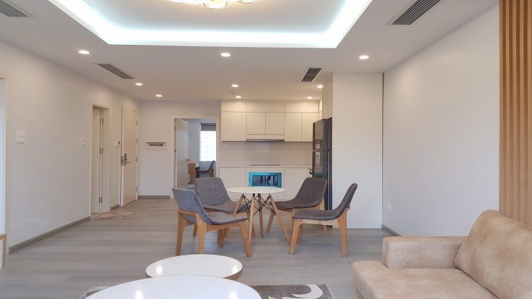 Cho thuê Căn hộ chung cư đường Tô Ngọc Vân, Phường Quảng An, 100m², Giá 19 Triệu/tháng 5