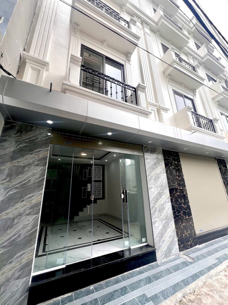 NHÀ ĐẸP 5 TẦNG – Ô TÔ QUA NHÀ – NGUYỄN VĂN LINH, LONG BIÊN – 7.4 TỶ 4