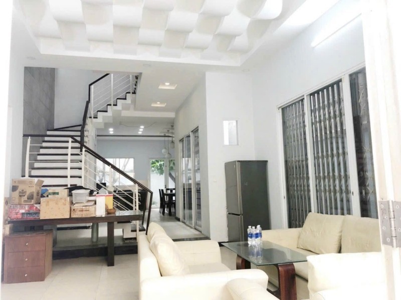 Bán nhà 148m2 đường Linh Đông, Phường Ling Đông, Thủ Đức, TP HCM, 3 tầng, 11.7 tỷ, SHR - 0933125879