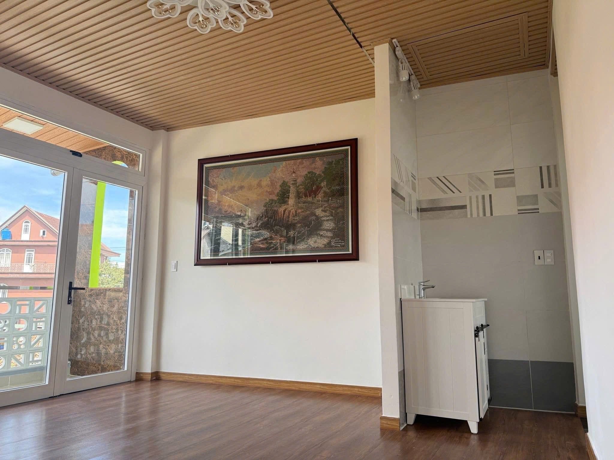 Bán Nhà Mới 3 Tầng Đường Đa Minh, P.Cam Ly - Đà Lạt Giá 6.8 Tỷ