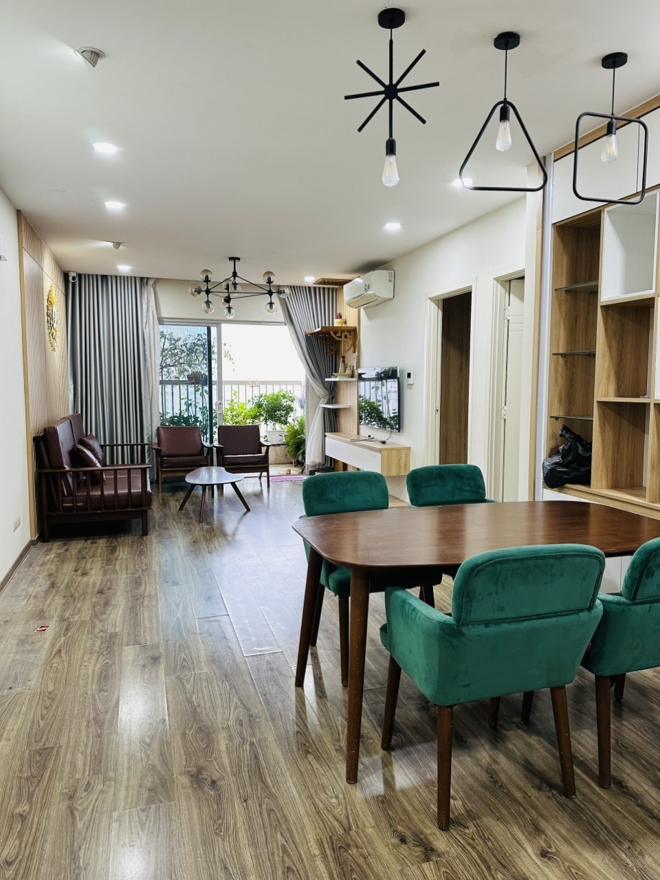 Bán nhanh Ecolife Capitol 3 ngủ rộng 104m2, FULL ĐỒ ĐẸP, giá 9.x tỷ 2