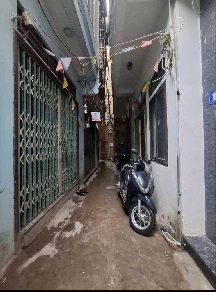 Cần bán Đất đường Thanh Đàm, Phường Thanh Trì, Diện tích 30m², Giá 5.6 Tỷ
