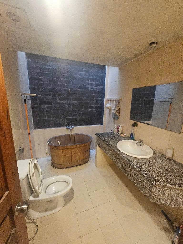 Cần bán Nhà mặt tiền đường Yên Lạc, Phường Vĩnh Tuy, Diện tích 52m², Giá 12.8 Tỷ 4